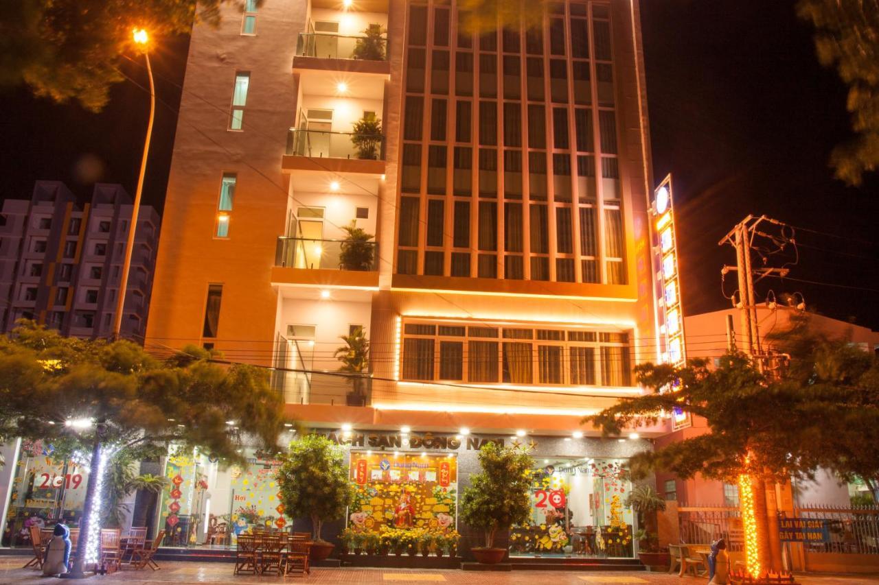 Dong Nam Hotel Phan Rang Buitenkant foto